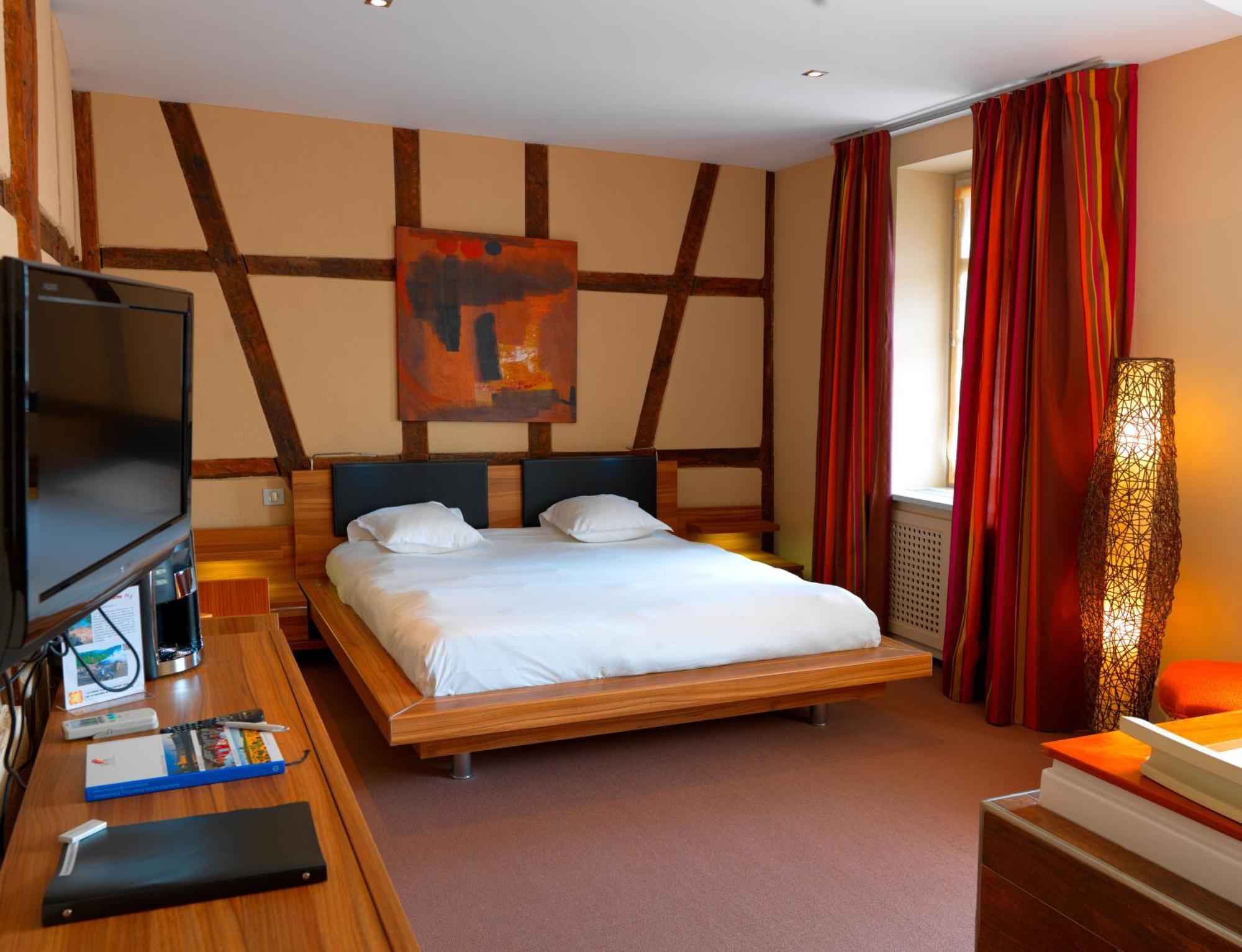 L'auberge Du Cheval Blanc Et Lembach