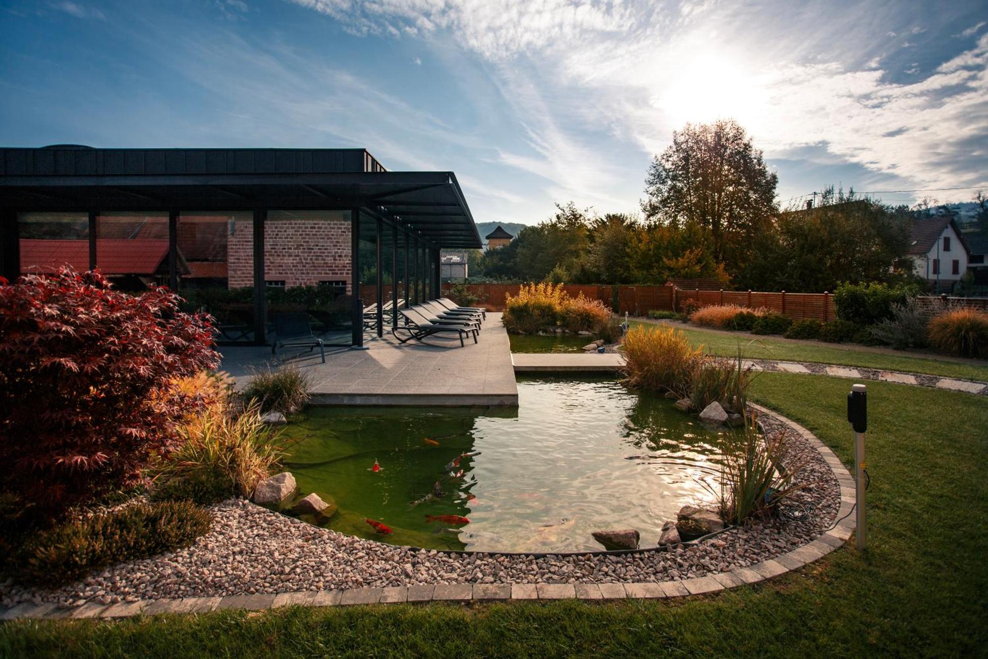 L'auberge Du Cheval Blanc Et Hotel