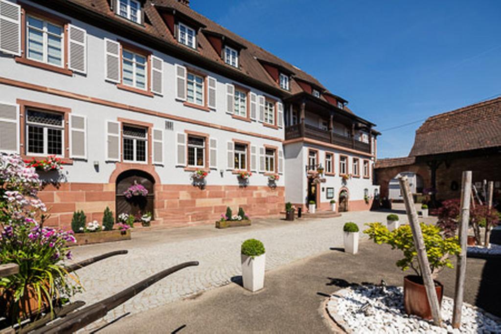 L'auberge Du Cheval Blanc Et