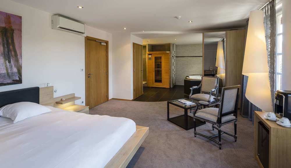 Hotel L'auberge Du Cheval Blanc Et